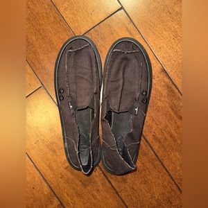 Sanuk slip on shoes